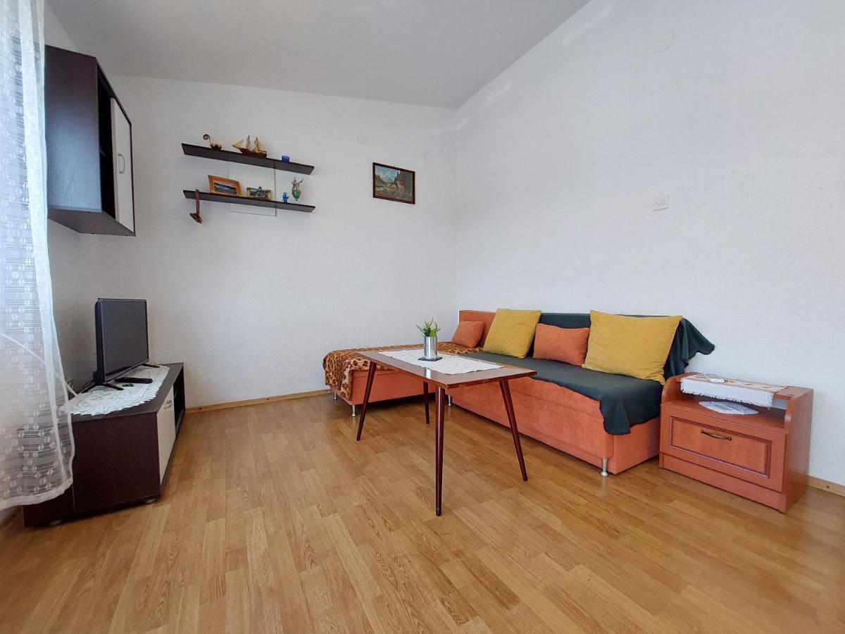 Apartment Ankica Punat Exterior foto