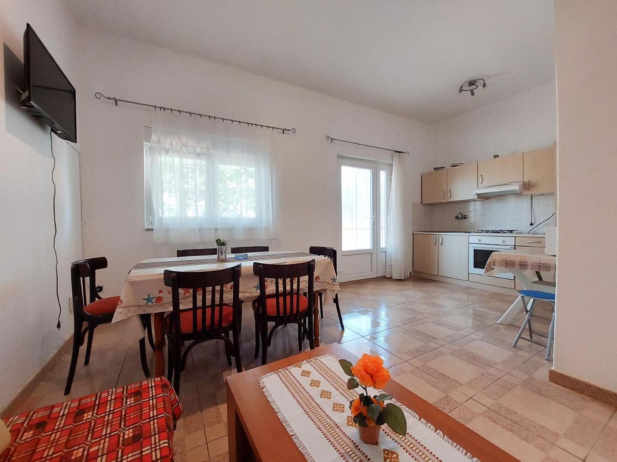 Apartment Ankica Punat Exterior foto