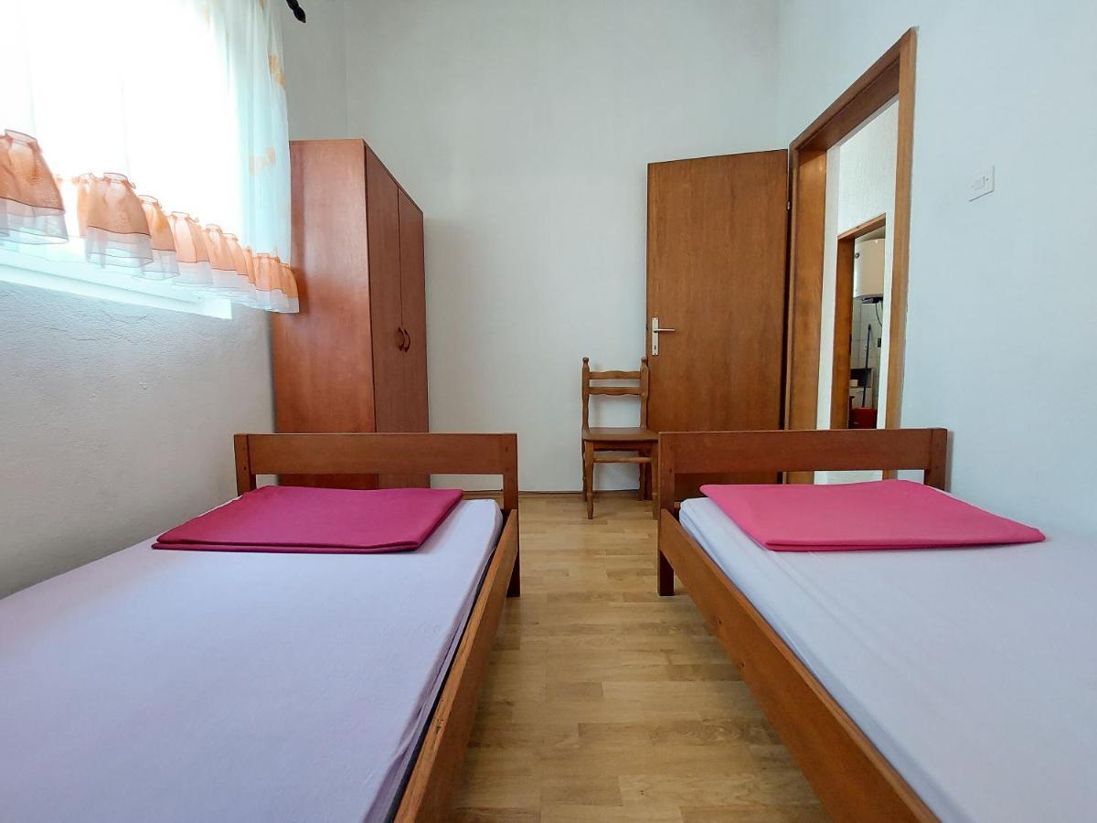 Apartment Ankica Punat Exterior foto